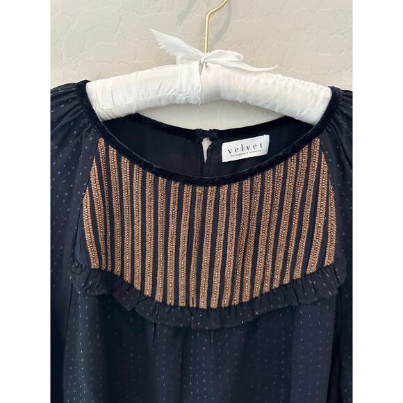 VELVET by GRAHAM & SPENCER | Navy Dot Blouse Smocked Yoke Top | Medium - Picture 5 of 6